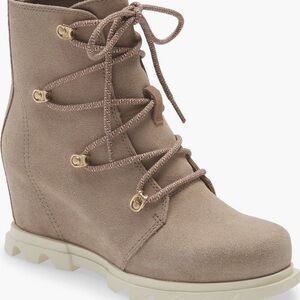 Sorel Women's Beige Lace-Up Wedge Boots